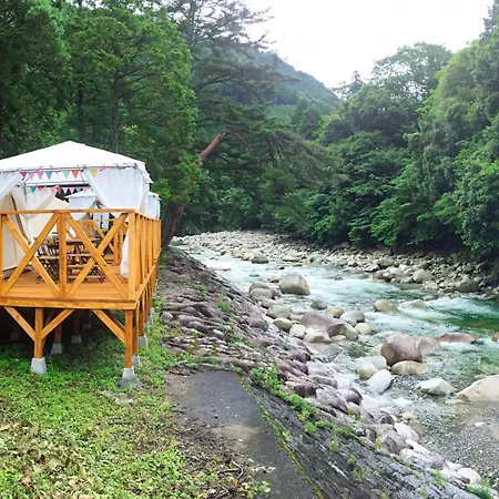 Hotel リバーサイドグランピングnuts à Higashiomi Extérieur photo